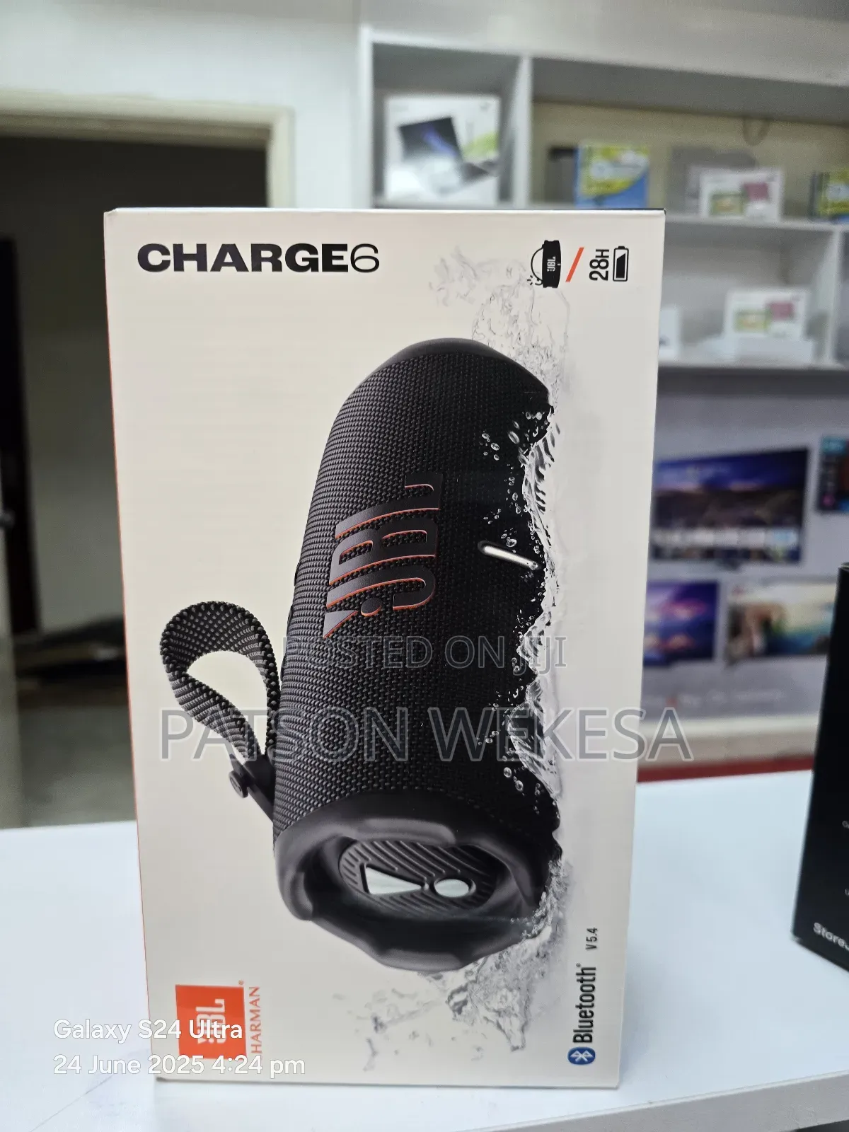 JBL Charge 6