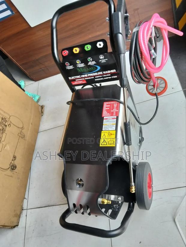 Italia Milano Pressure Washer