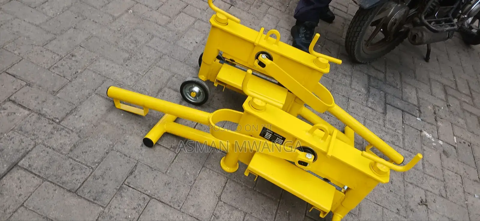 Brick Cutting Machine