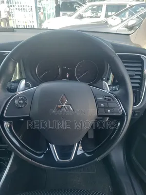 Mitsubishi Outlander 2018 Silver
