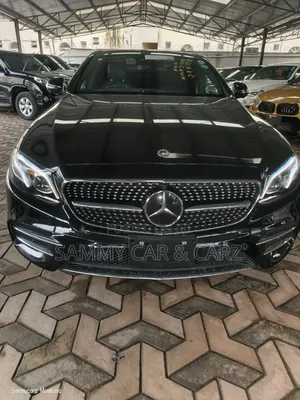 Mercedes-Benz 300E 2018 Black