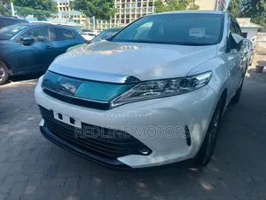 Toyota Harrier 2018 White
