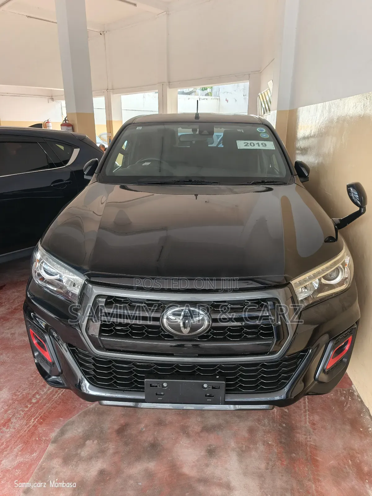 Toyota Hilux 2019 Black