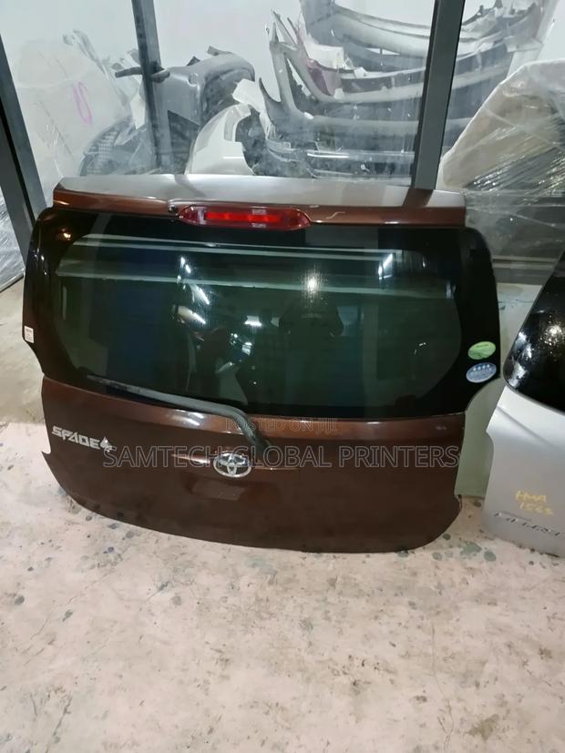Exquisite Super Standard Toyota Spade Boot