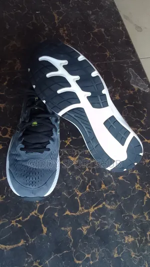 Aasics Gray Size 11.5uk Running Shoes