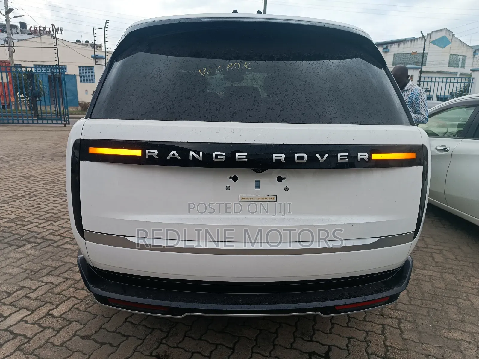 Land Rover Range Rover 2024 White