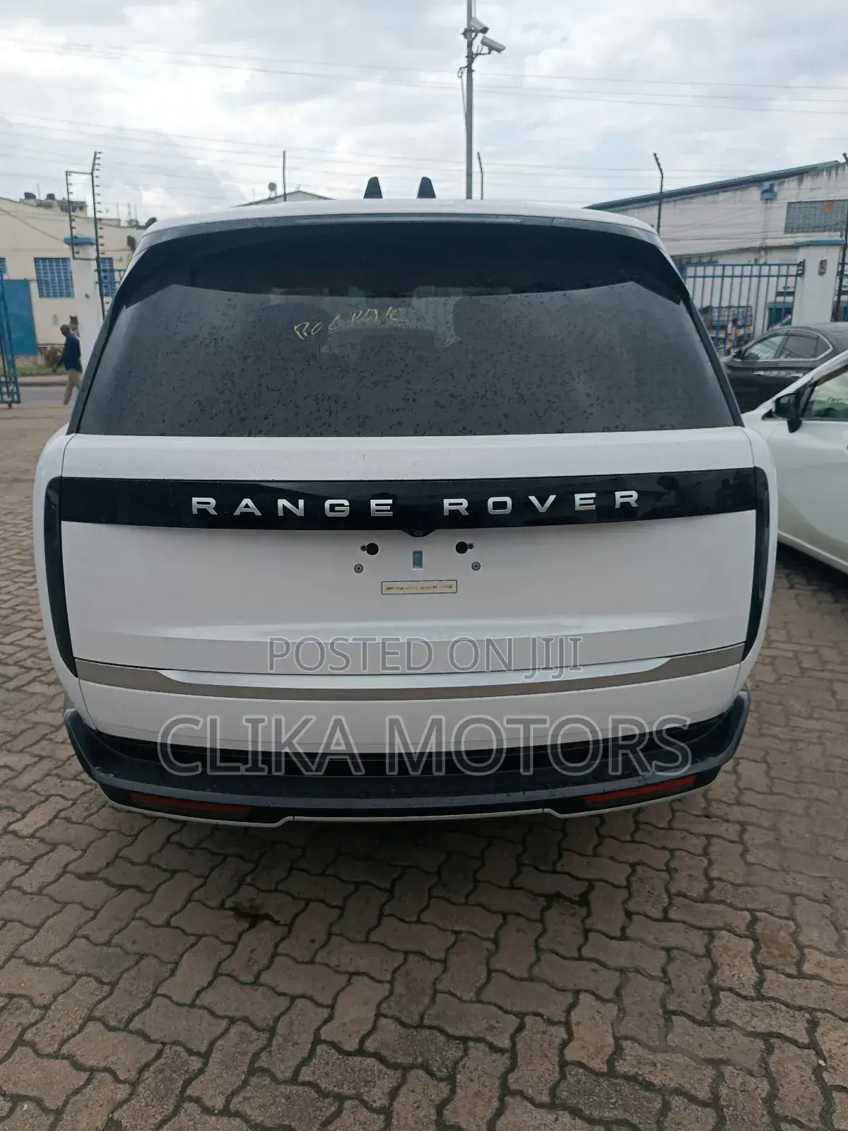 Land Rover Range Rover 2024 White