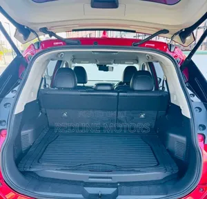 Nissan X-Trail 2.0 Hybrid AWD 2018 Red