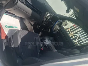 Mitsubishi Outlander 2018 White