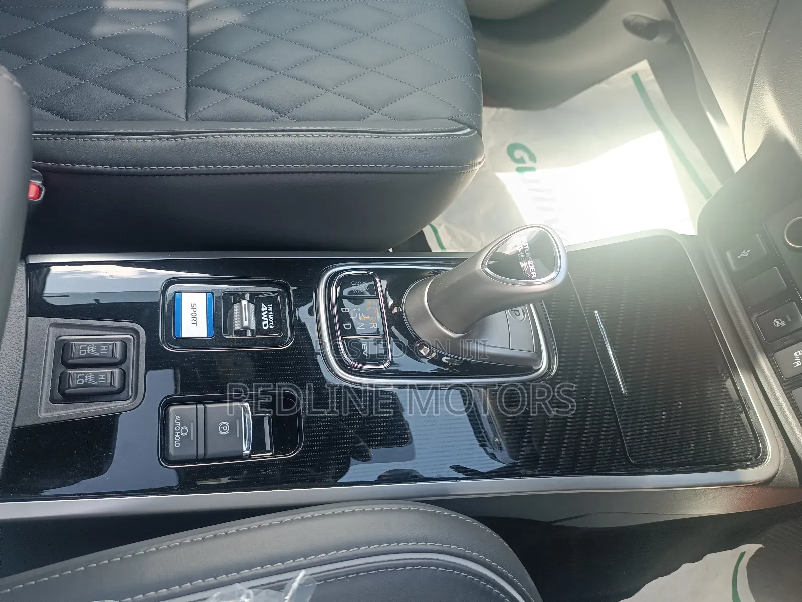 Mitsubishi Outlander 2018 White