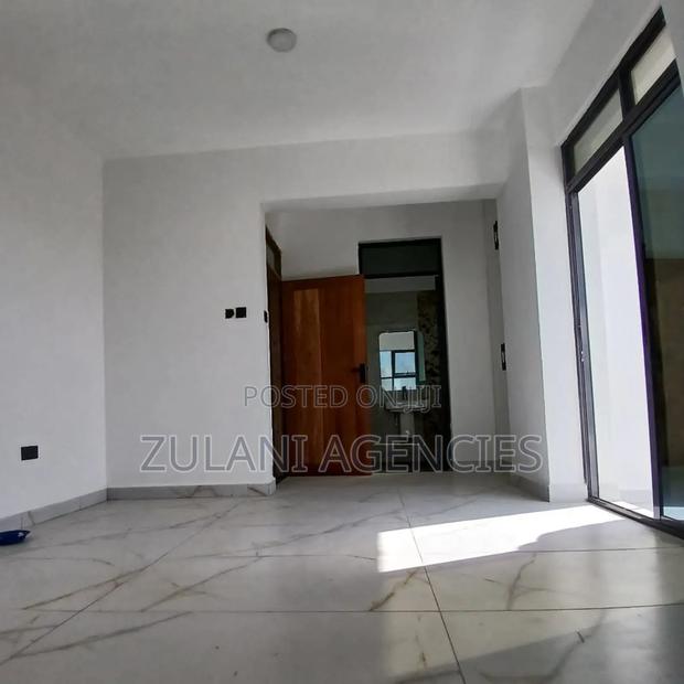 3bdrm Apartment in Nyali for rent - thumbnail 13