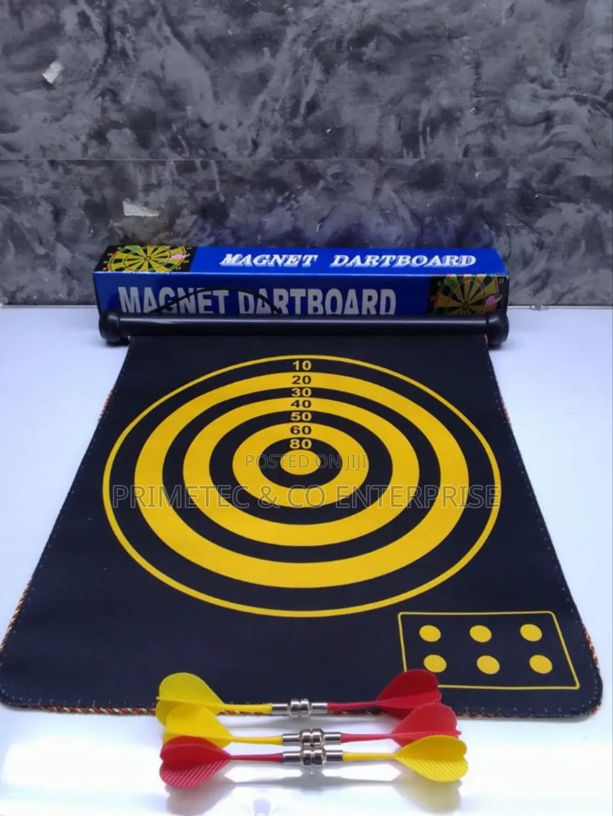 Foldable Magnetic Dartboard