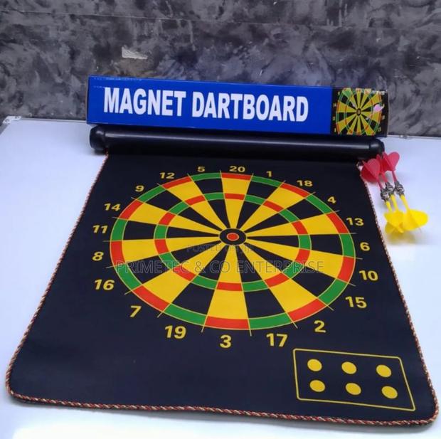 Foldable Magnetic Dartboard - thumbnail 2