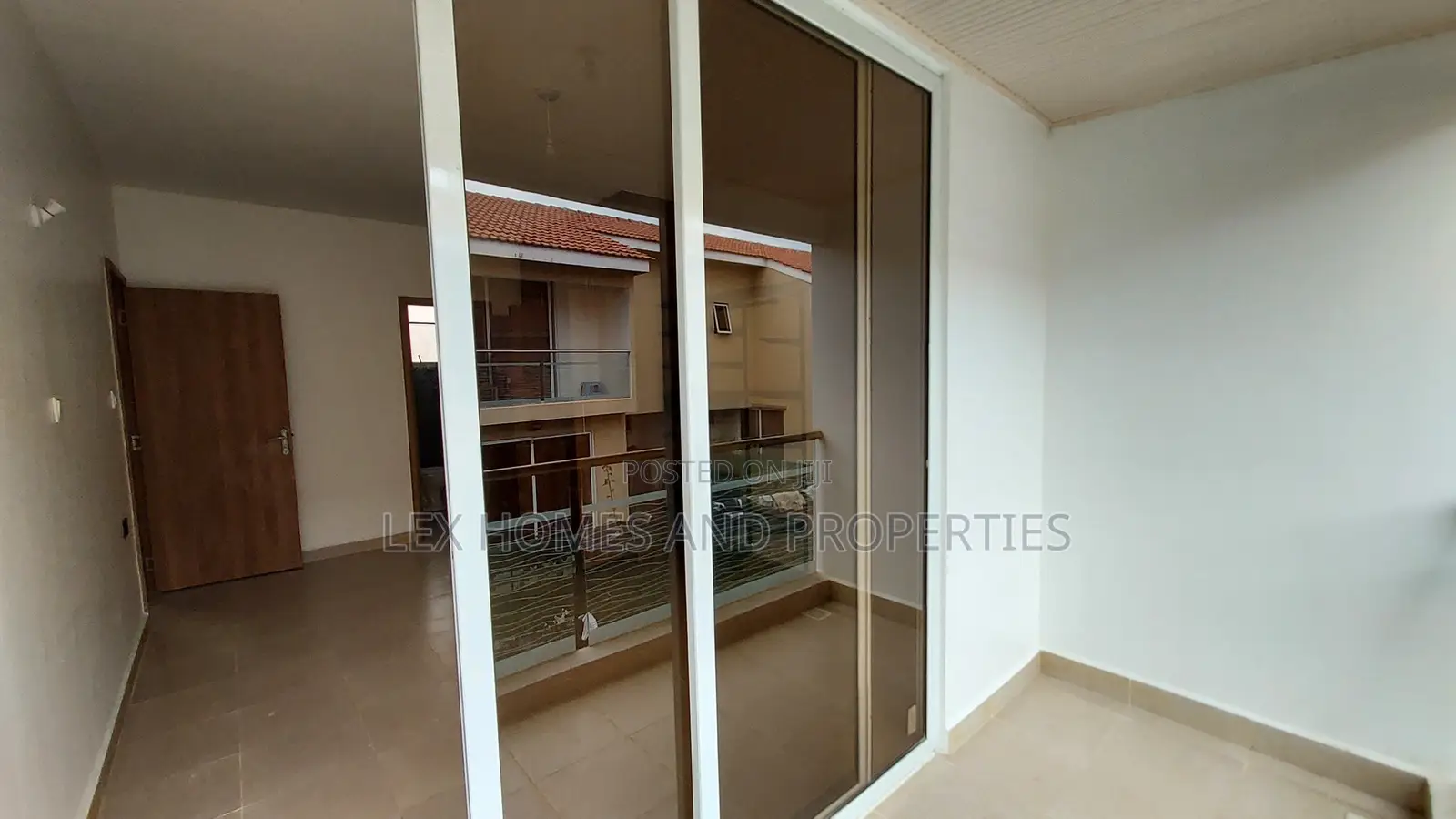 3bdrm Townhouse / Terrace in Gataka for rent