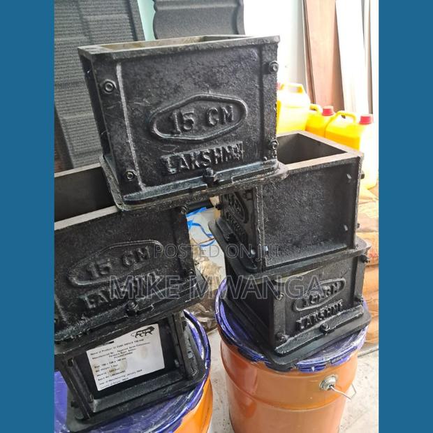 Cast Iron Concreate Mould - main view