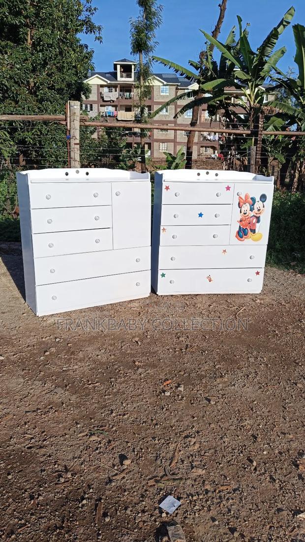 Quality 4ft Chest of Drawer Cabinet - main view