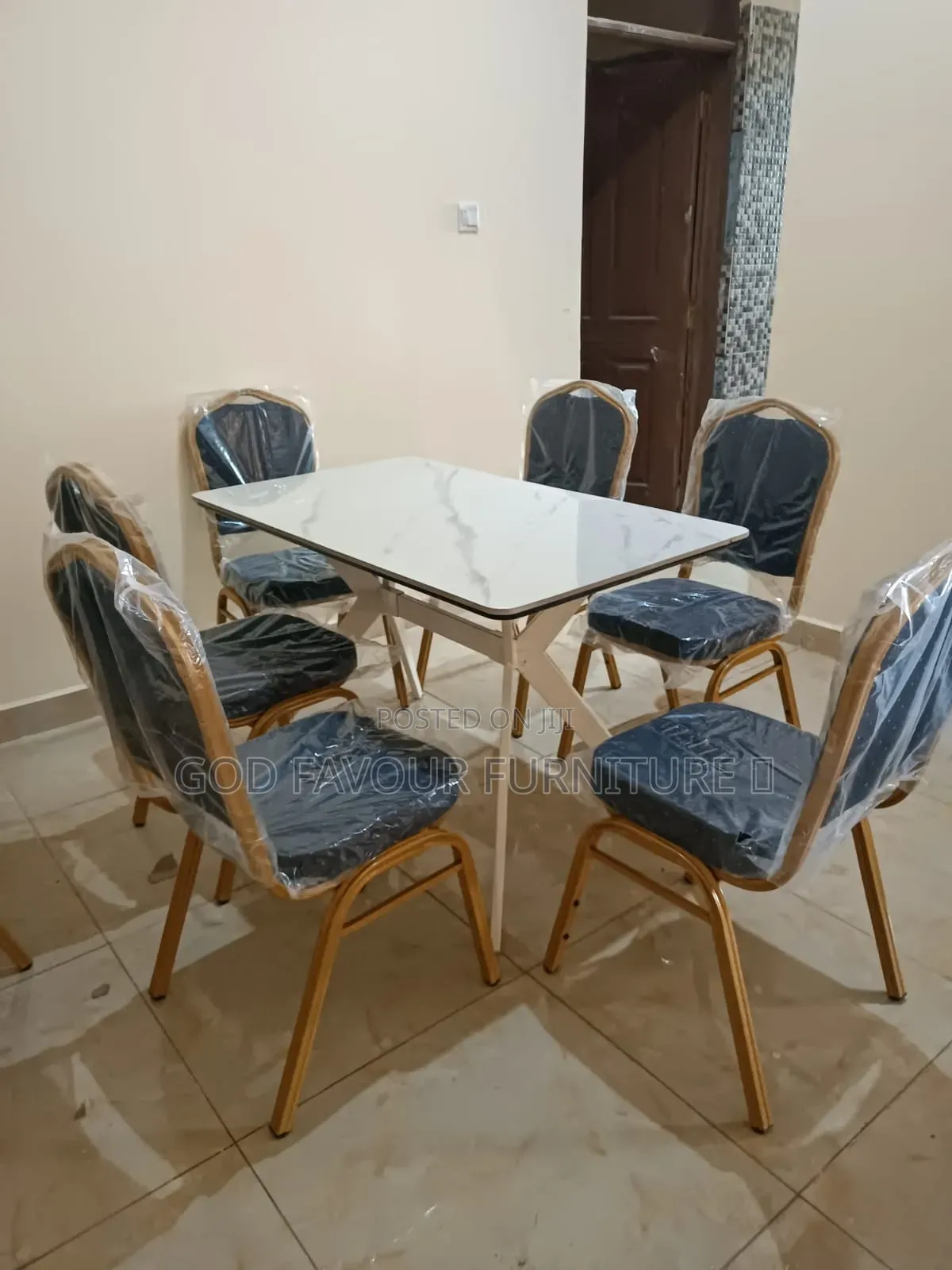 Modern Dining Table Set With 6 Chairs Gf7j