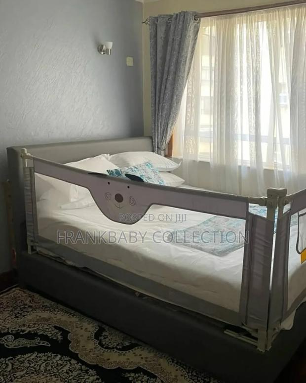 Bed Fence / Safety Barrier - main view
