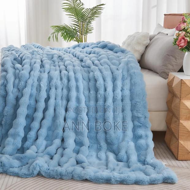 Thick Bubble Fleece Blanket, Luxury Mink Soft Blanket - thumbnail 8