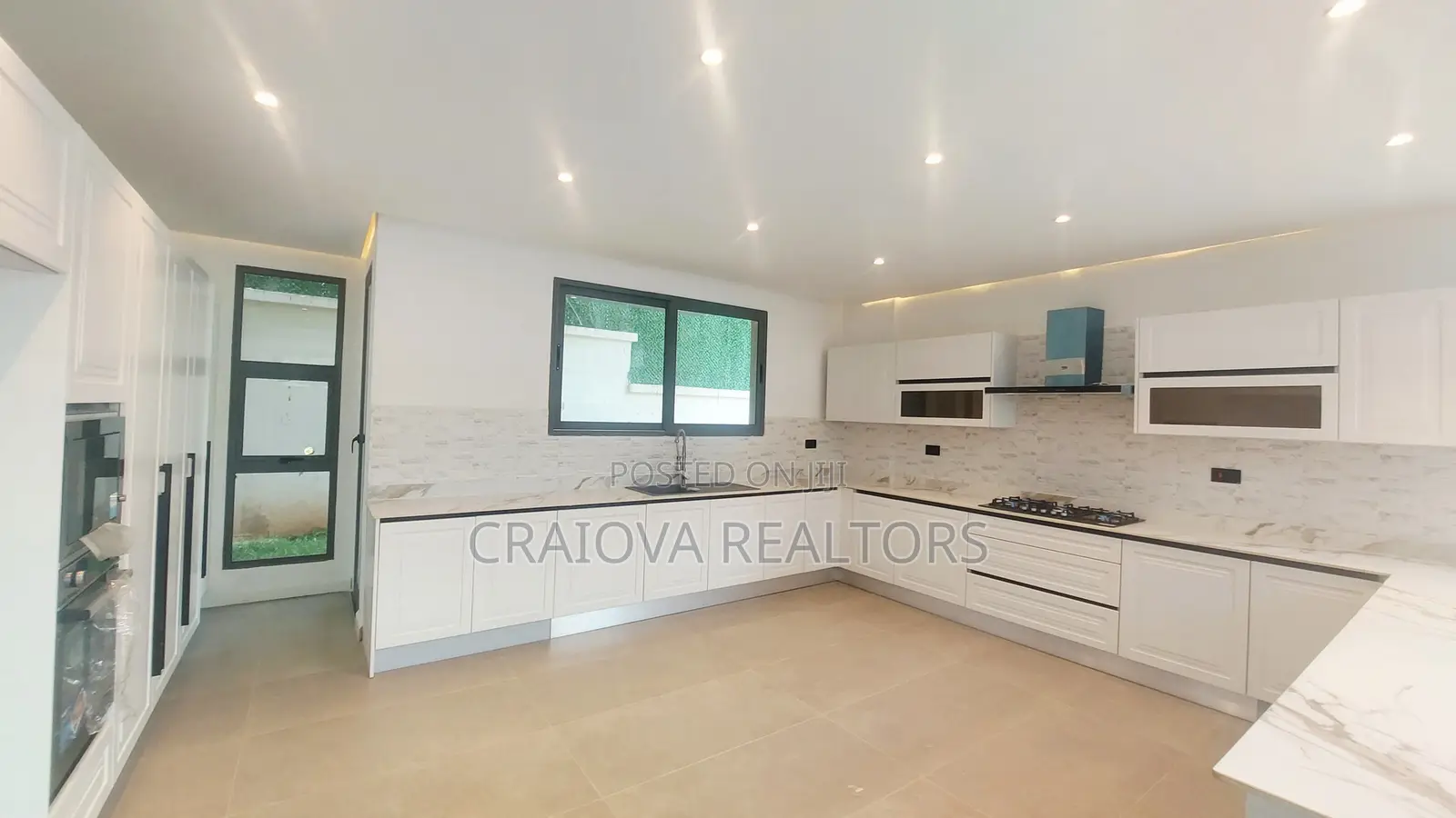 5bdrm Townhouse/Terrace in Lavington for sale