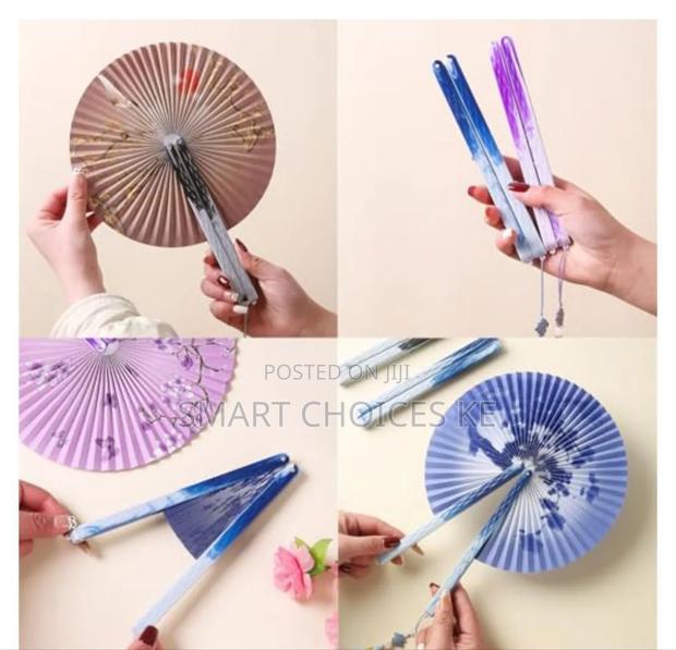 Round Foldable Fans - thumbnail 2
