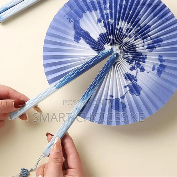 Round Foldable Fans - thumbnail 4