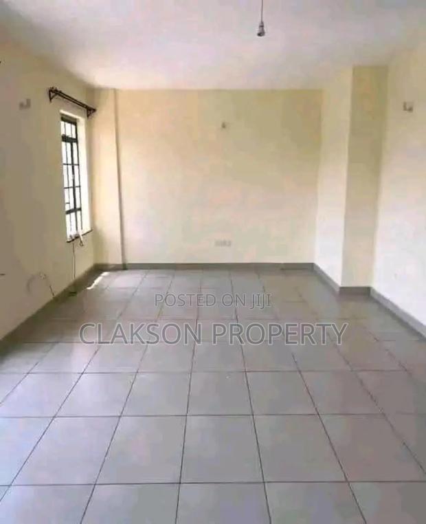 3bdrm Apartment in Ngongroand, Kilimani for rent