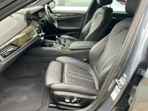 BMW 523i 2018 Gray