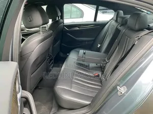BMW 523i 2018 Gray
