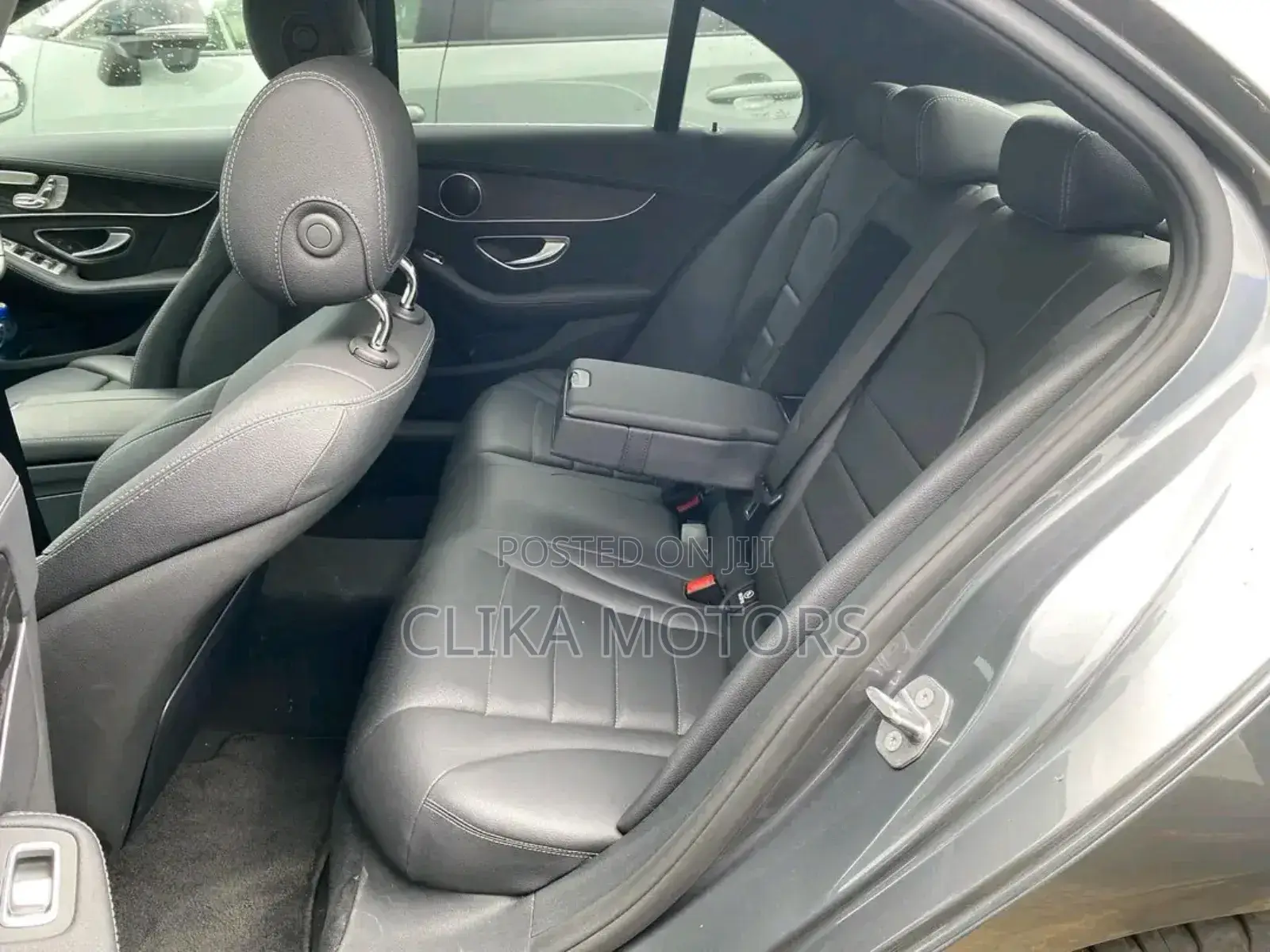Mercedes-Benz C200 2018 Gray