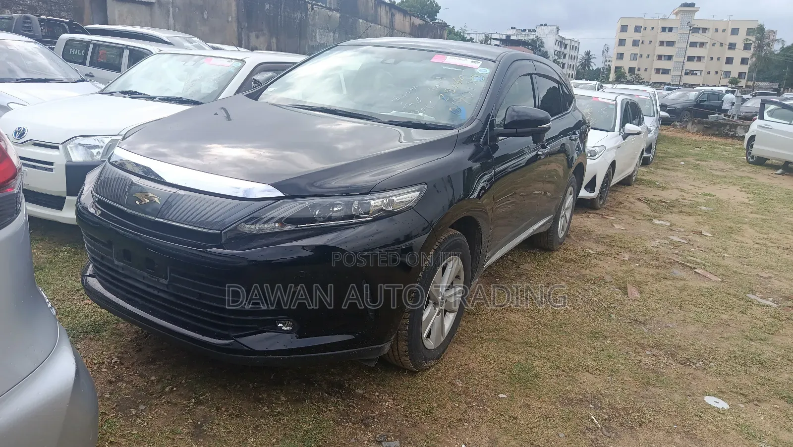 Toyota Harrier 2.0 2019 Black