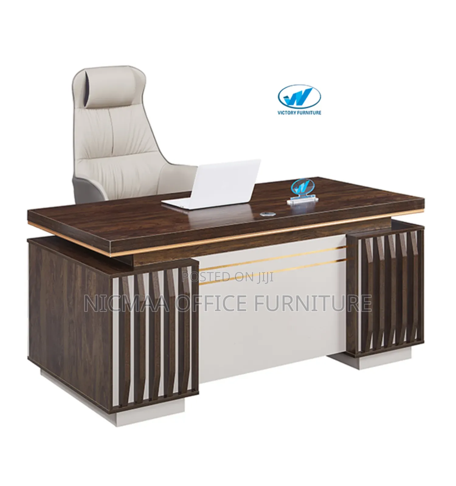 1.4m Modern Office Desk With a Lockable Drawer
