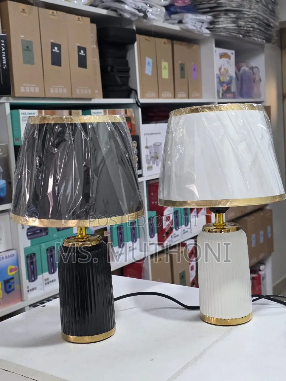 Luxurious Vintage Bedside Table Lamp