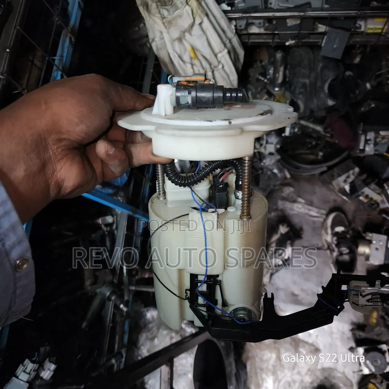 Nissan Serana Fuelpump