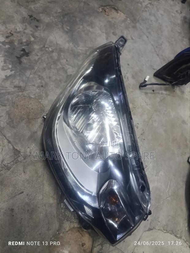 Nissan Dayz Headlight 2014 - main view
