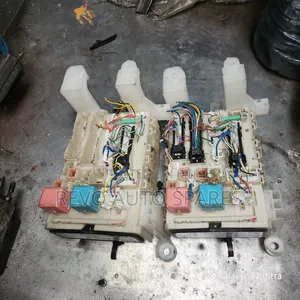 Axio/Fielder Fusebox
