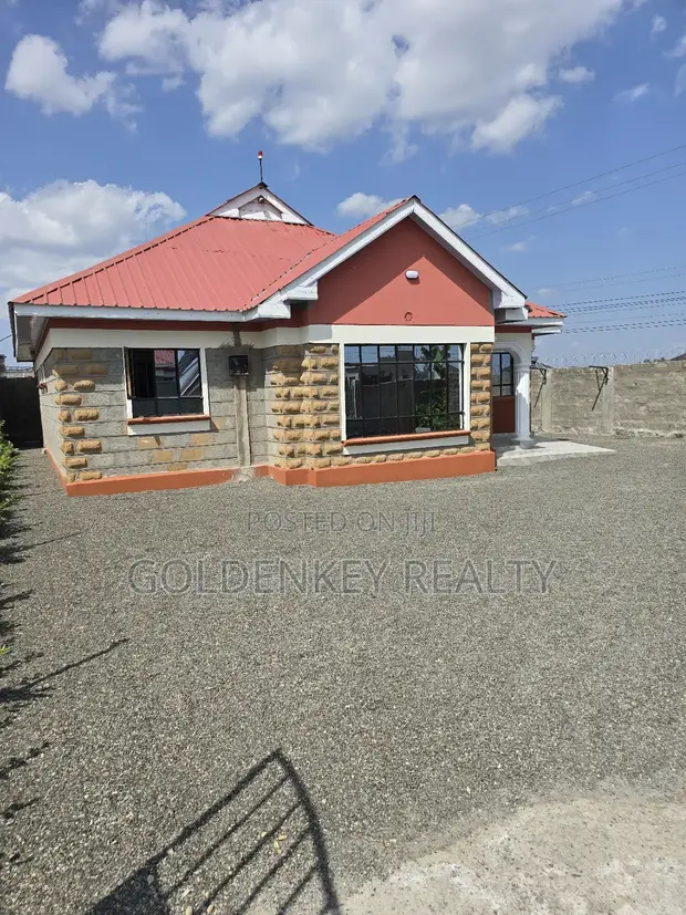 4bdrm Bungalow in Kitengela for sale