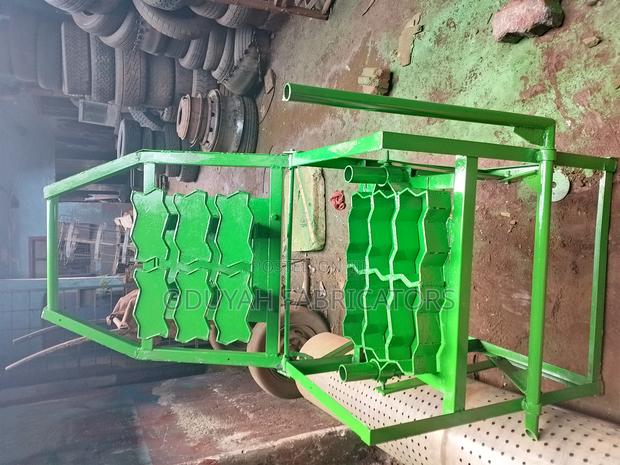 Cabros Mold - main view