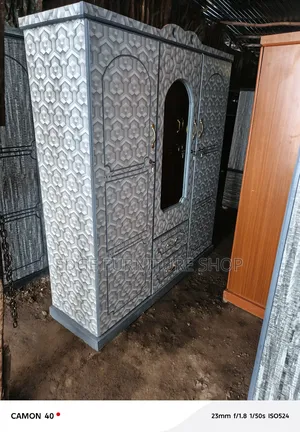 Quality Walldrop Available for Sale