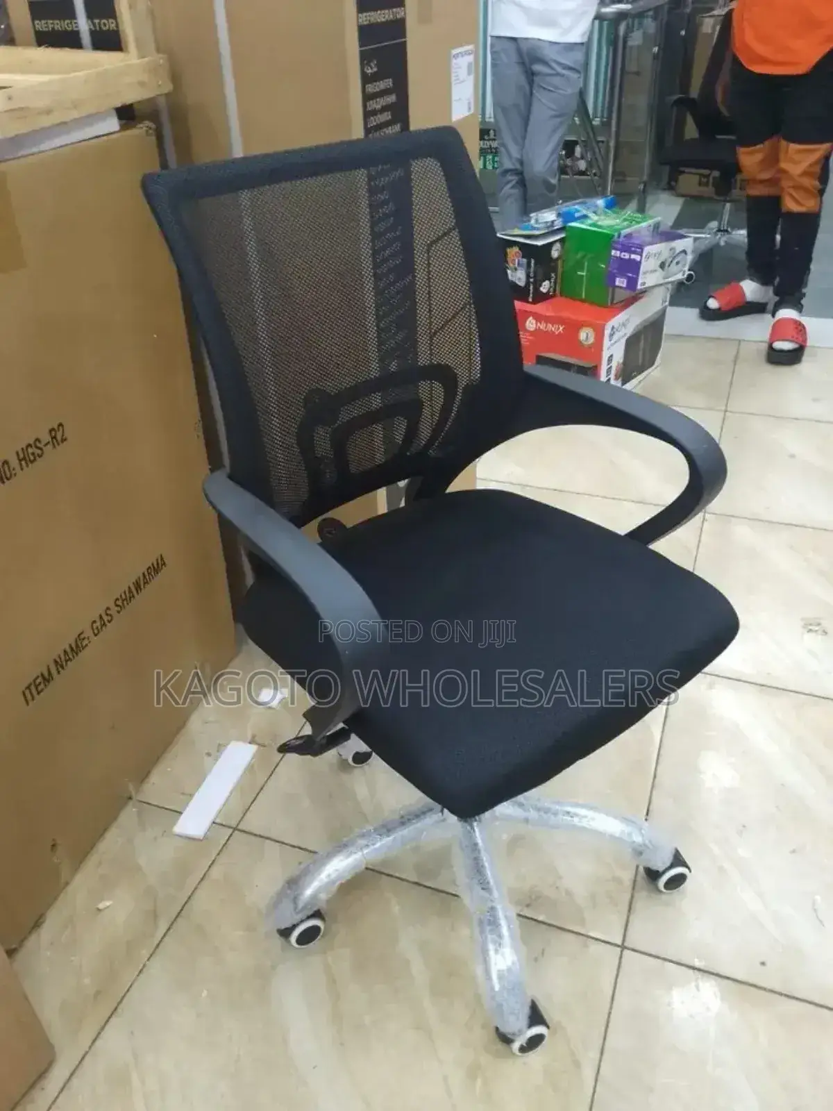 Office Chair/ With Hand Support