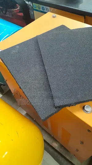 Blue  Fleck Rubber  Gym Flooring  1m × 1m ×15mm