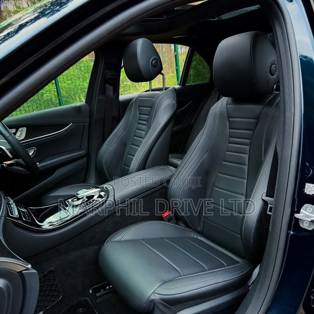 Mercedes-Benz E200 2018 Blue