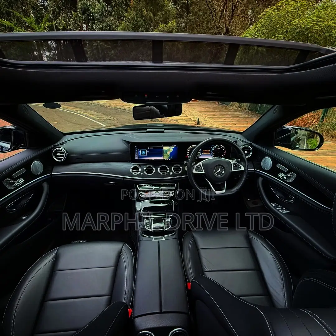 Mercedes-Benz E200 2018 Blue