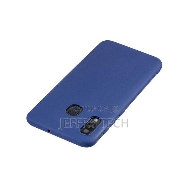 Samsung A30 Blue Silicone Case - main view