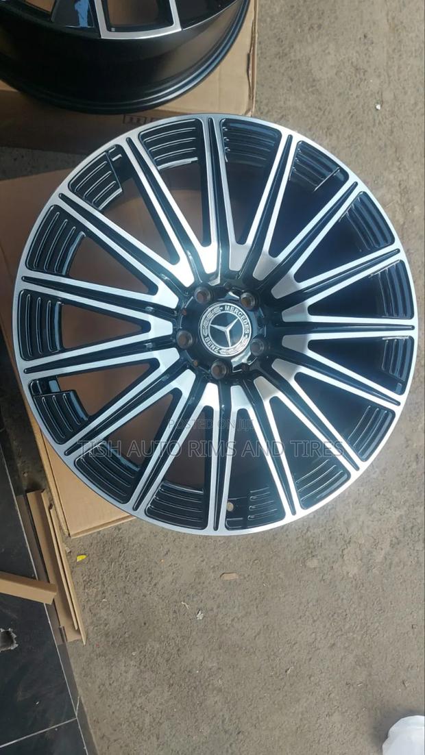 Mercedes Benz Black Silver Rims Size 20