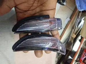 Side Mirror/Signal Indicator
