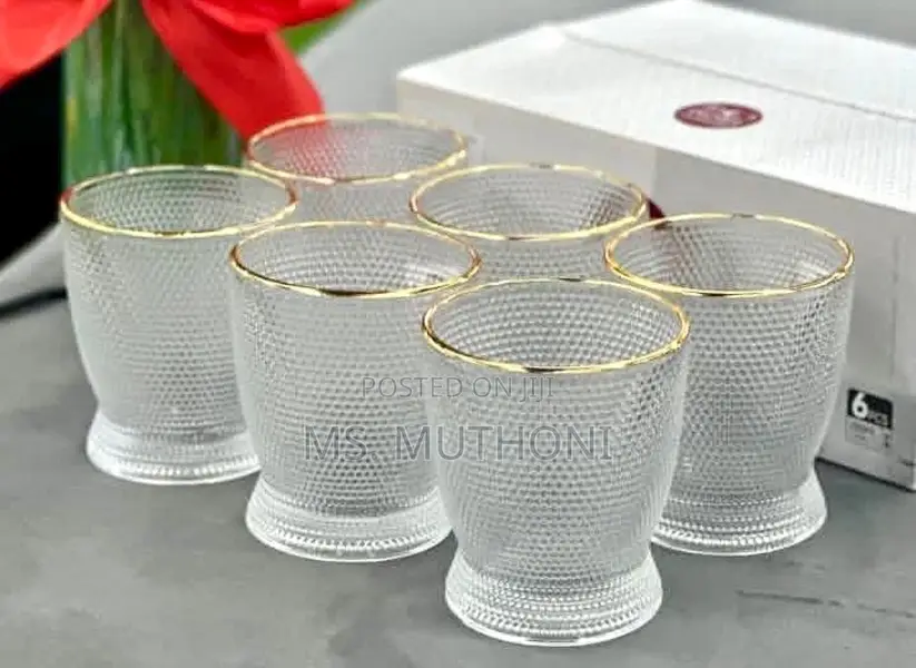 6pcs Deli Whiskey Glasses With a Gold Rim*
