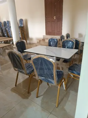 Generic White Dining Table/Hotel Table With 6 Chairs Udw9