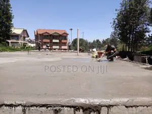 Flat Roof Waterproofing Technician.