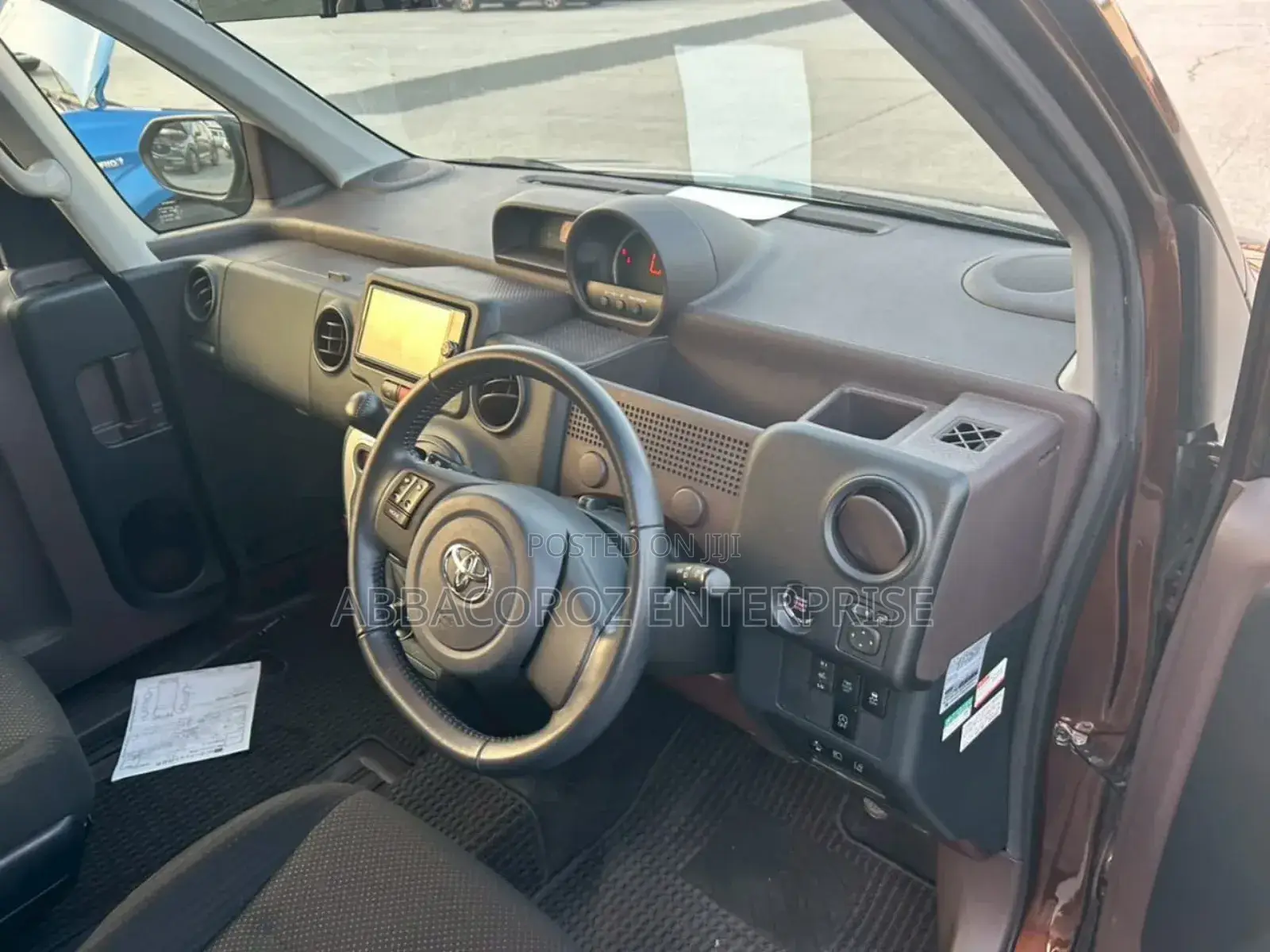 Toyota Spade 1.5 2018 Brown